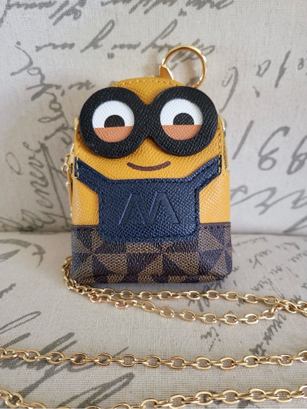Minions Mini Crossbody Bag/Coin Purse Minion Bob NWOT